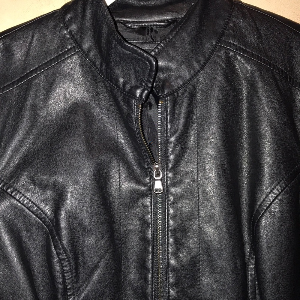 Black Rivet leather jacket - Picture 2 of 5
